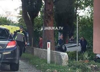 Široki Brijeg: Auto uletilo u dvorište kuće u Knešpolju