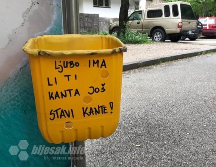 Mostar: Postavljene kante s porukom gradonačelniku Bešliću