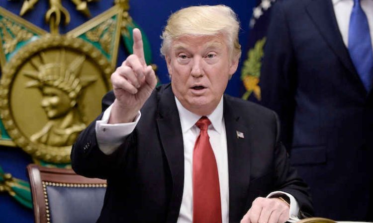 Trump zabranjuje Huawei u SAD-u