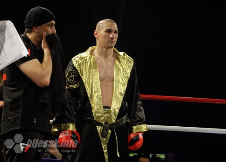 Emil Markić obranio WBO naslov u Mostaru