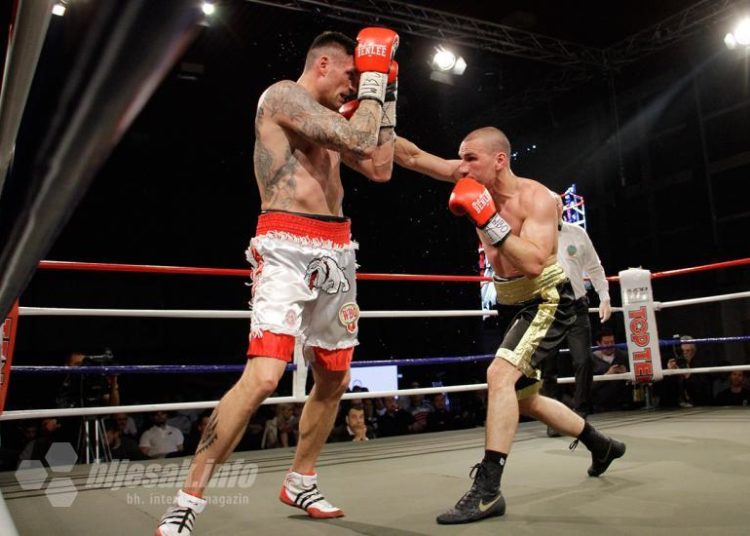 Emil Markić obranio WBO naslov u Mostaru