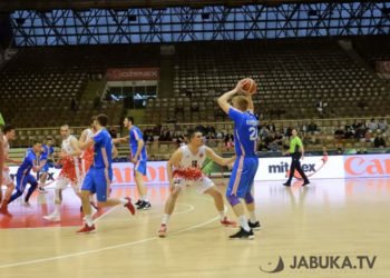 Široki izgubio od Slobode, odluka o finalistu u subotu na Pecari