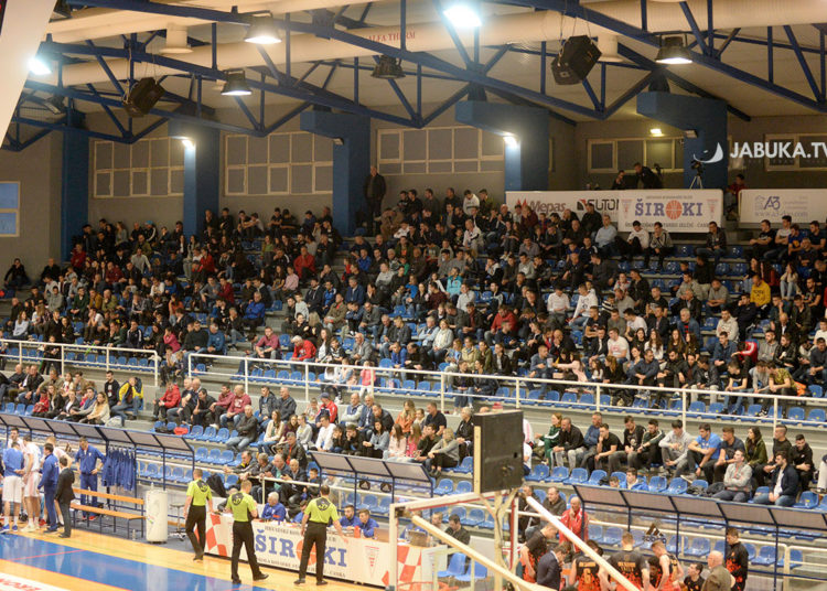 Široki poveo u doigravanju protiv Slobode