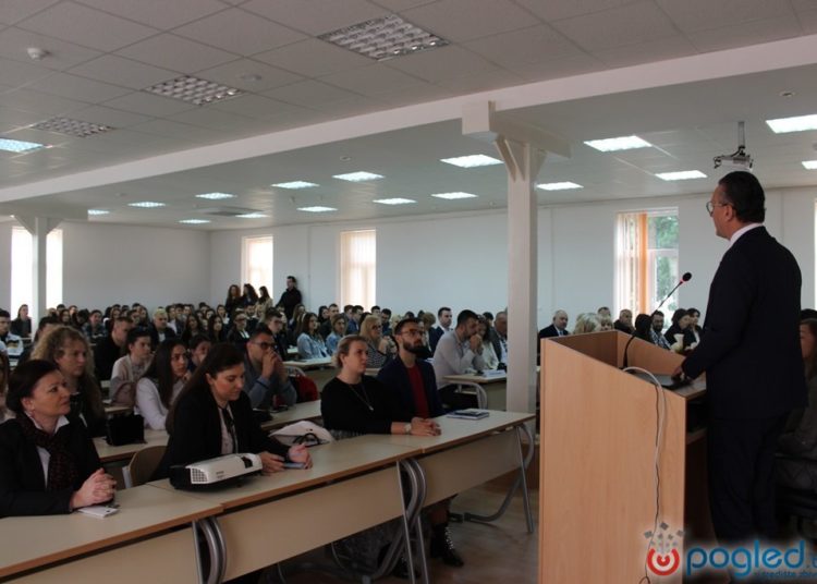 Dani prava i kriminalistike: Rektor Tomić: ‘Studijski programi trebaju odgovarati potrebama tržišta’