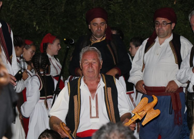 „Kočerinom kolo igra, a pisma se ori“: Odlična atmosfera na večeri folklora