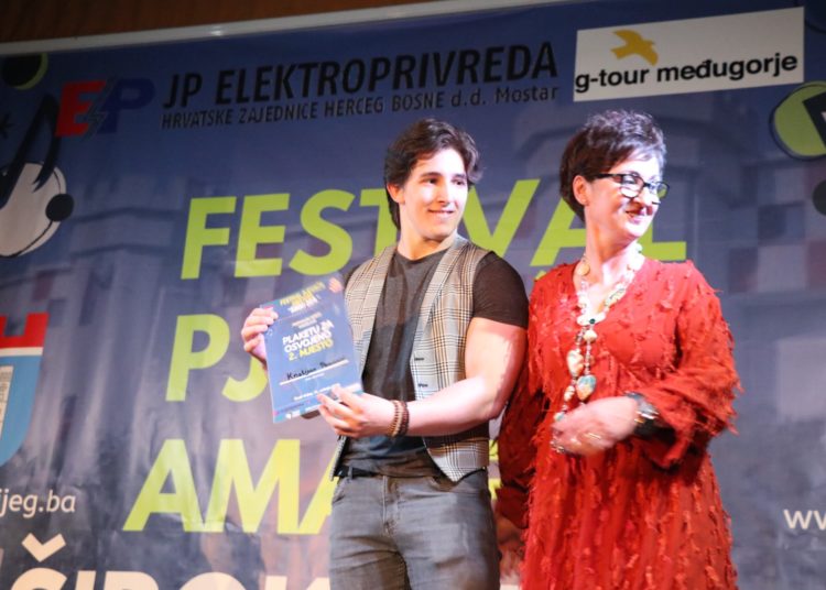 Festival pjevača amatera Široki Brijeg: Marija Previšić odnijela pobjedu!