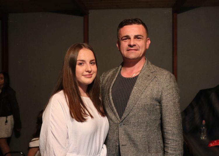 Festival pjevača amatera Široki Brijeg: Marija Previšić odnijela pobjedu!