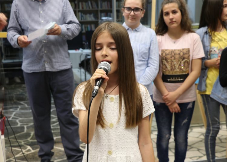 Likovna kolonija „Brijeg“ organizirala dječju izložbu slika