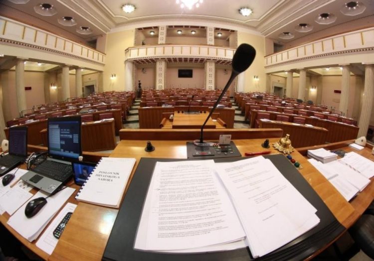 Hrvatski sabor o odnosima s Hrvatima izvan Hrvatske