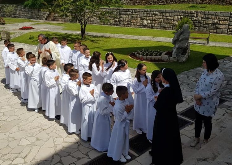 Prva Pričest u župi Kočerin