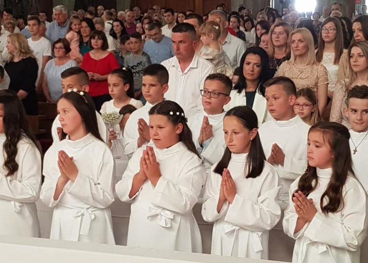 Prva Pričest u župi Kočerin