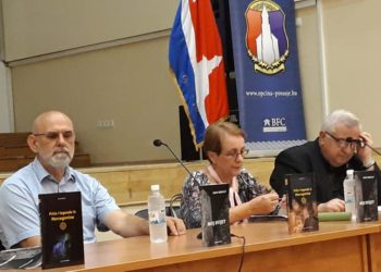 Posuško lito: Predstavljene knjige i otvorena izložba skulptura Grge Mikulića