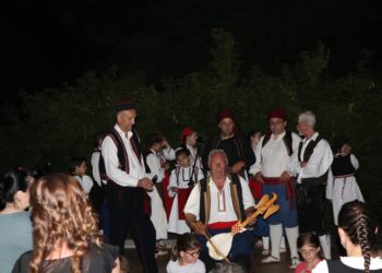 „Kočerinom kolo igra, a pisma se ori“: Odlična atmosfera na večeri folklora