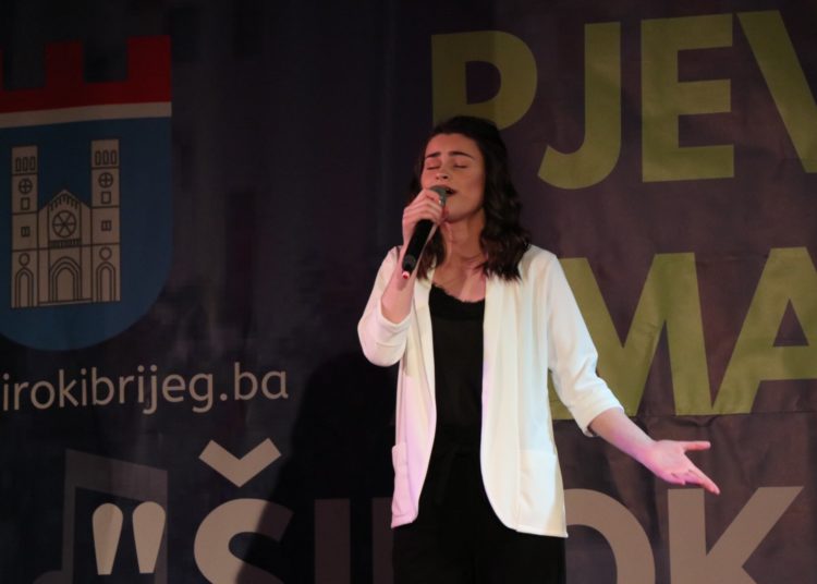 Festival pjevača amatera Široki Brijeg: Marija Previšić odnijela pobjedu!