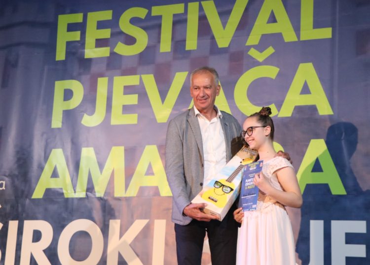 Festival pjevača amatera Široki Brijeg: Marija Previšić odnijela pobjedu!