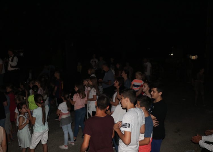 „Kočerinom kolo igra, a pisma se ori“: Odlična atmosfera na večeri folklora