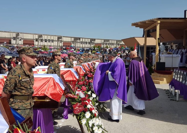 Održana komemoracija za Hrvate ubijene u mjestu Bikoši kod Travnika