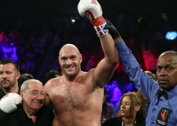 Fury razbio Schwarza: Kralj Cigana riješio Nijemca prije kraja druge runde
