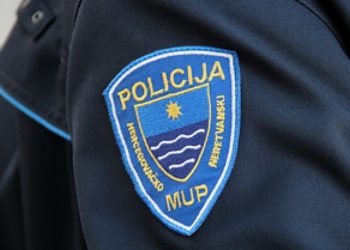 Nakon napada na novinarku MUP HNŽ pokrenuo disciplinski postupak protiv trojice policajaca