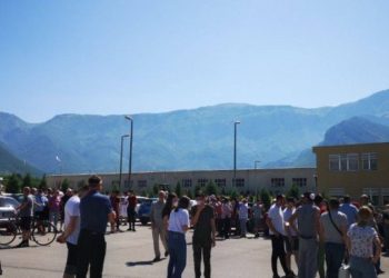 Blokiran ulaz u deponiju Uborak u Mostaru, mještani će u smjenama kontrolirati da se više ne dovozi otpad