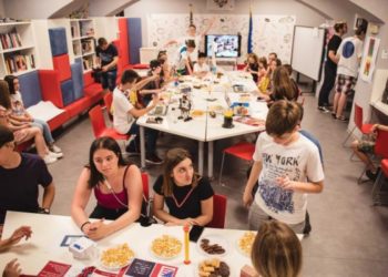 Mostar: Četvrti STEAM Team sajam okupio učenike osnovnih škola Mostara