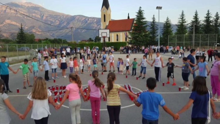 Lipanjske zore u Bijelom polju