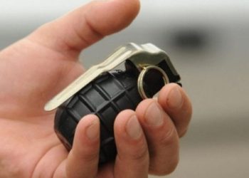 U Mostaru bačena bomba, oštećena tri automobila