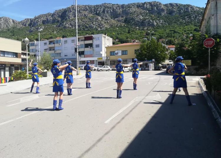 Limena glazba i mažoretkinje defileom kroz grad otvorile “Ljubuško ljeto 2019”