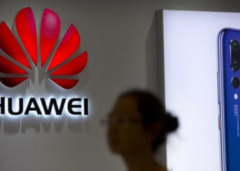 Facebook obustavio predinstalaciju svojih aplikacija na Huaweijevim uređajima