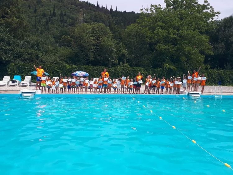 Škola plivanja Široki Brijeg vrši upise za sve uzraste!