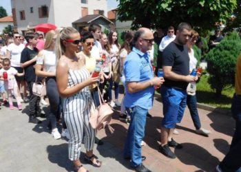 Vitez: “Šetnja za prekinutu mladost” – 26 godina od nekažnjenog zločina nad hrvatskom djecom