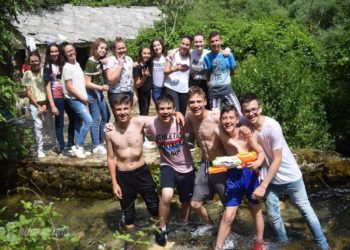 Širokobriješki školarci posljednji dan nastave proslavili u Borku