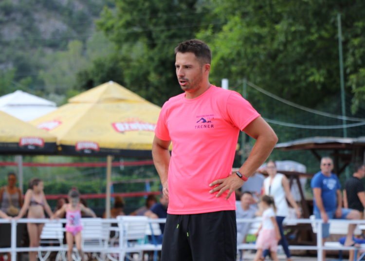 Dodijeljene diplome polaznicima Škole plivanja Široki Brijeg