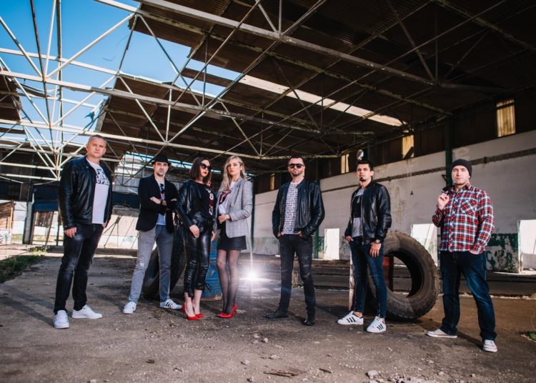 Popularni Macao band opet nas je uspio iznenaditi jednom prekrasnom i dirljivom baladom naziva “Sretno sestro”