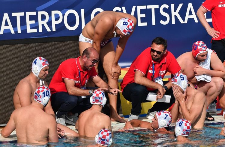 Tek drugi put u povijesti svjetskih prvenstava Mađarske, Srbije ili Hrvatske nema u finalu!