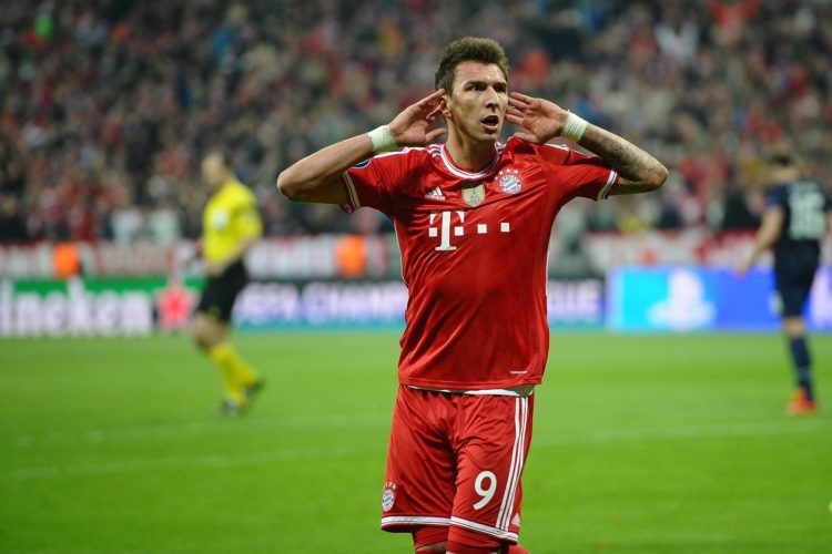 Bomba iz Njemačke: Veliki rivali u borbi za Mandžukića, stiže kod Kovača?