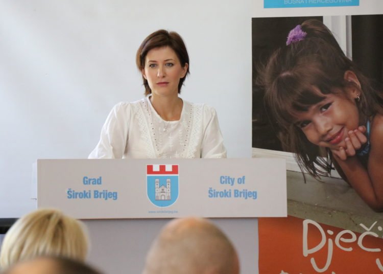 Udomiteljstvo u ŽZH: Pozitivna priča iz obiteljske i socijalne zaštite