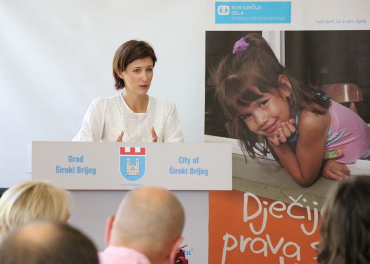 Udomiteljstvo u ŽZH: Pozitivna priča iz obiteljske i socijalne zaštite