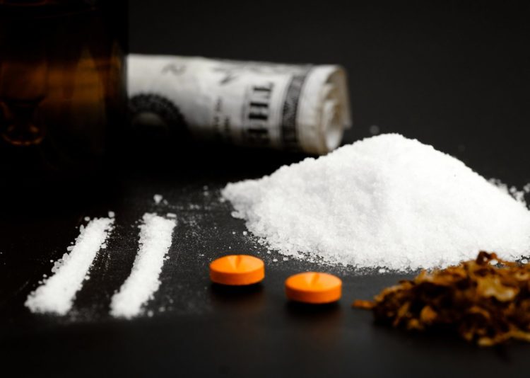 Angažirao dijete da rastura drogu za njega