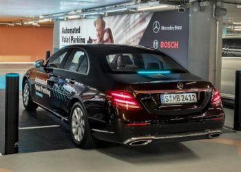 Odobrila njemačka vlada: Mercedes je prvi koji smije voziti bez vozača