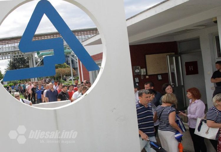 Radnici Aluminija idu pred HDZ BiH: Dobiti ćemo plaće za 6. i 7. mjesec, za dalje ne znamo
