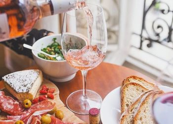 Središnji događaj ljeta u Hecegovini: Mostar Wine Fest