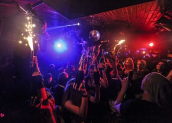 Mostar: U tučnjavi pred noćnim klubom djevojka napala policajca