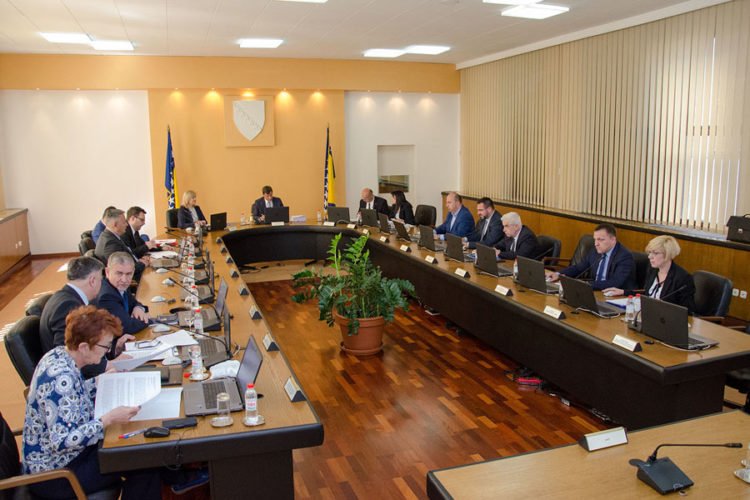 Isplata naknada iz tekuće pričuve Federacije