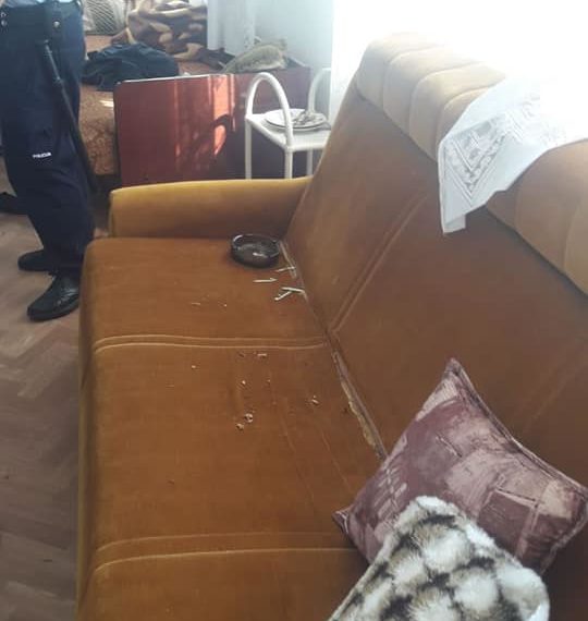 Za sitnu lovu dovodili migrante u napuÅ¡tene kuÄe kod LjubuÅ¡kog, a oni uniÅ¡tili sve Å¡to se uniÅ¡titi moglo i pobacali kriÅ¾eve!