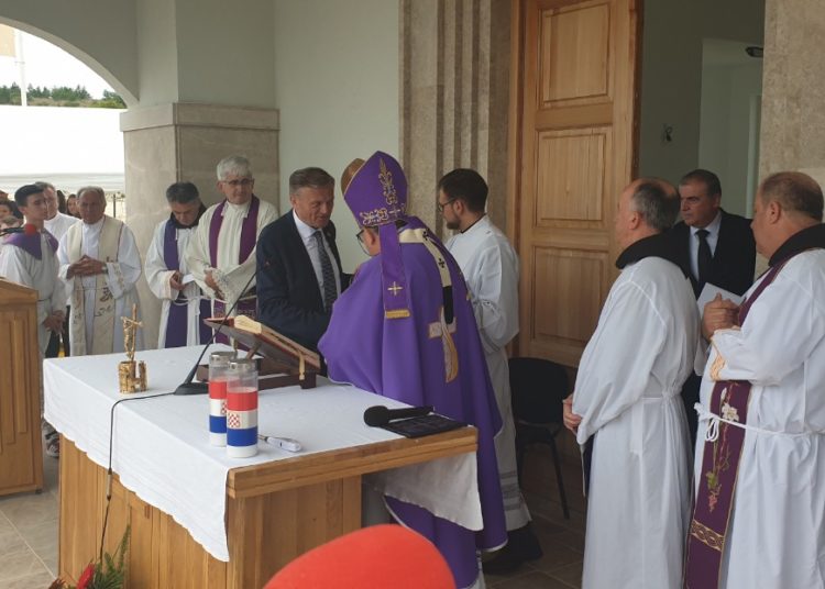 Čović na Bilima: Ne smijemo dozvoliti da se izbriše ono što je hrvatsko