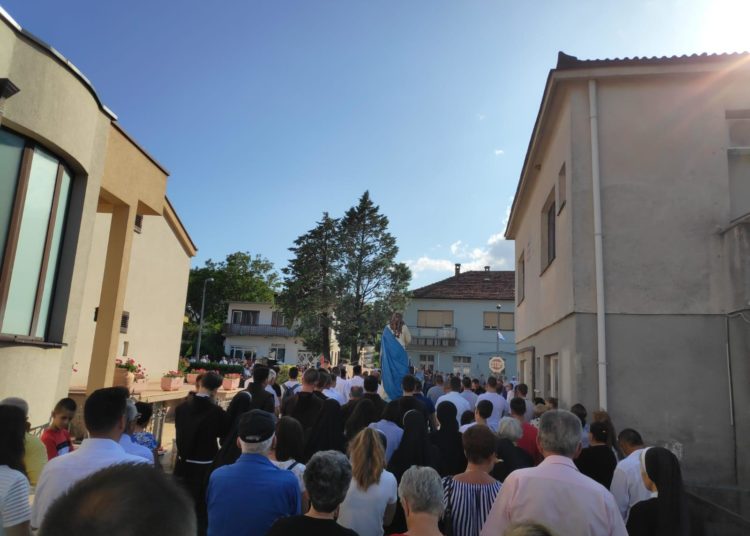 Široki Brijeg: Veliki broj vjernika na uočnici Velikoj Gospi