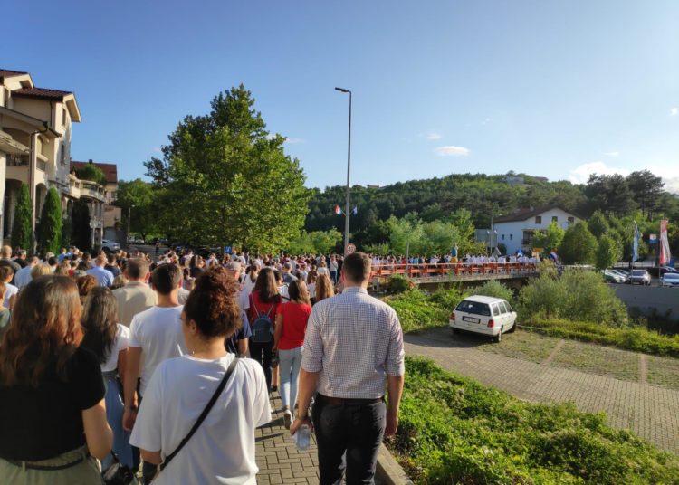 Široki Brijeg: Veliki broj vjernika na uočnici Velikoj Gospi