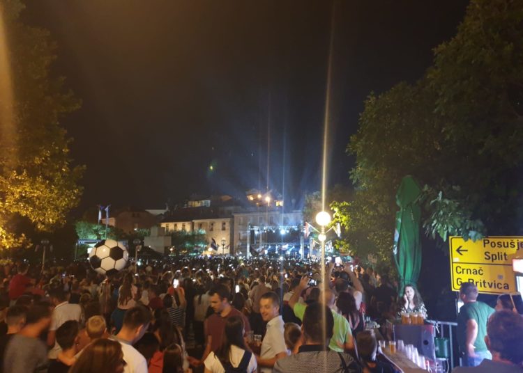 Thompson zapalio Široki Brijeg (FOTO)