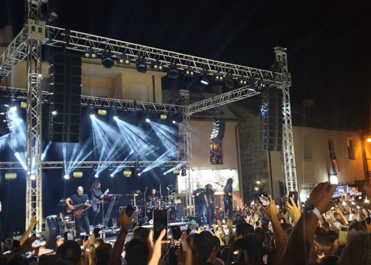 Thompson zapalio Široki Brijeg (FOTO)